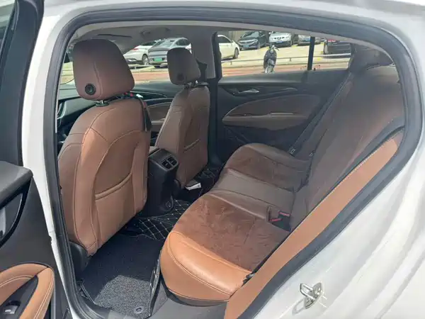 Buick Regal 2018