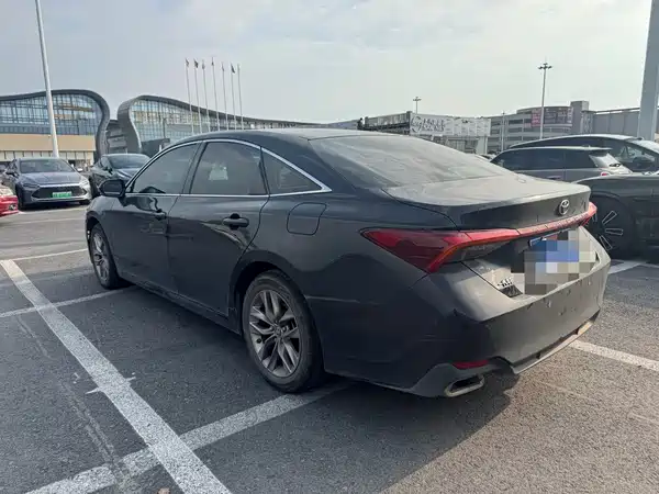 Toyota Avalon 2021