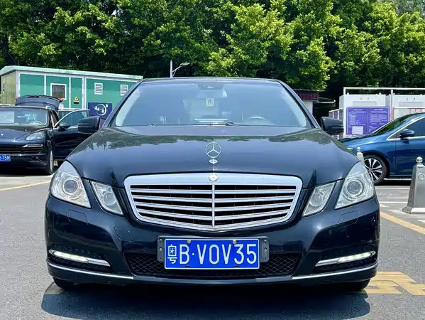 Mercedes-Benz E-Class 2012