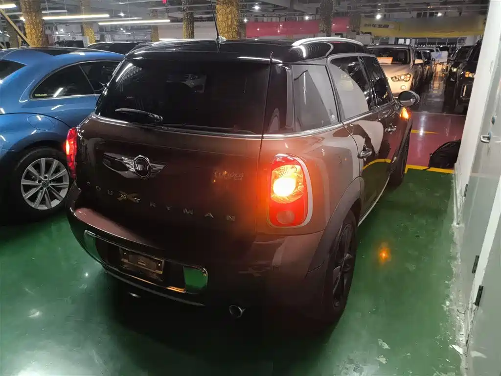 MINI Countryman 2015 — фото 23