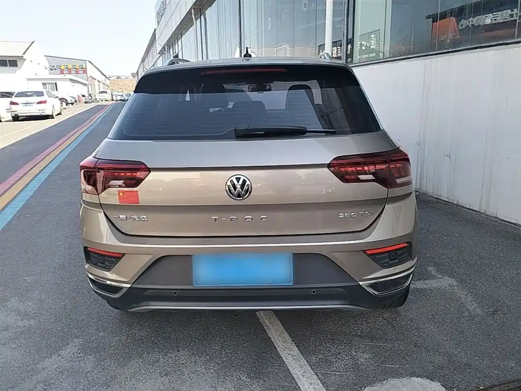 Volkswagen T-Roc 2020 — фото 6