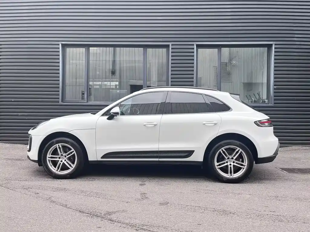 Porsche Macan 2025 — фото 5