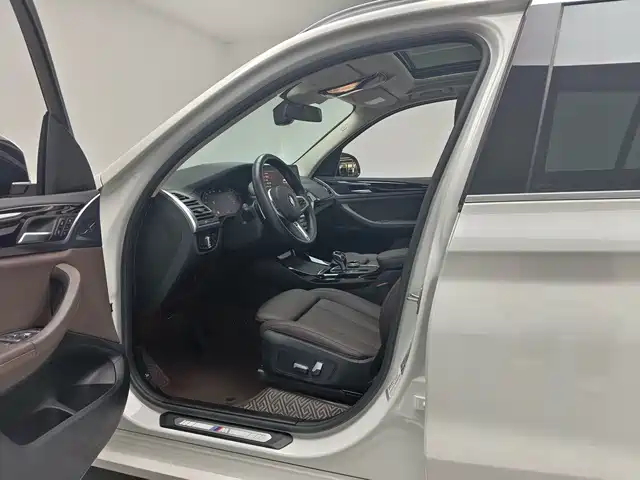 BMW X3 2022 — фото 11