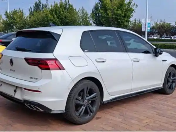 Volkswagen Golf 2023