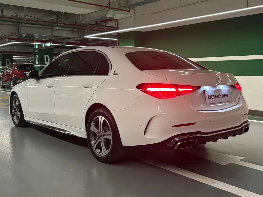 Mercedes-Benz C-Class 2022 — фото 7