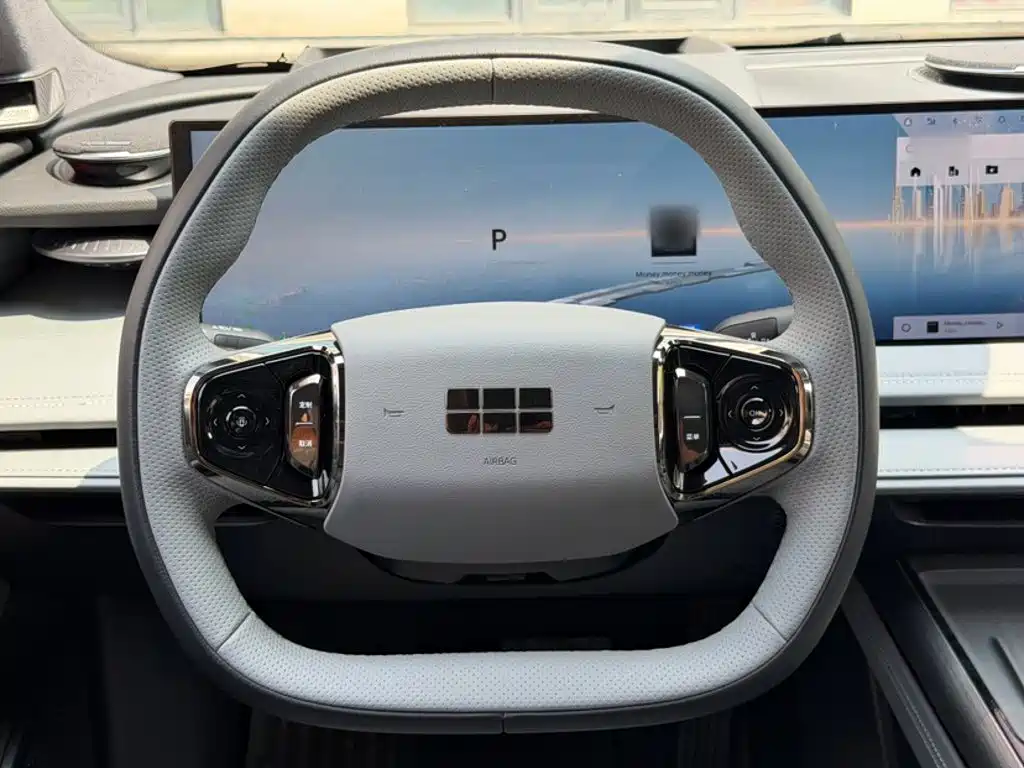 Geely Galaxy E8 2025 — фото 18