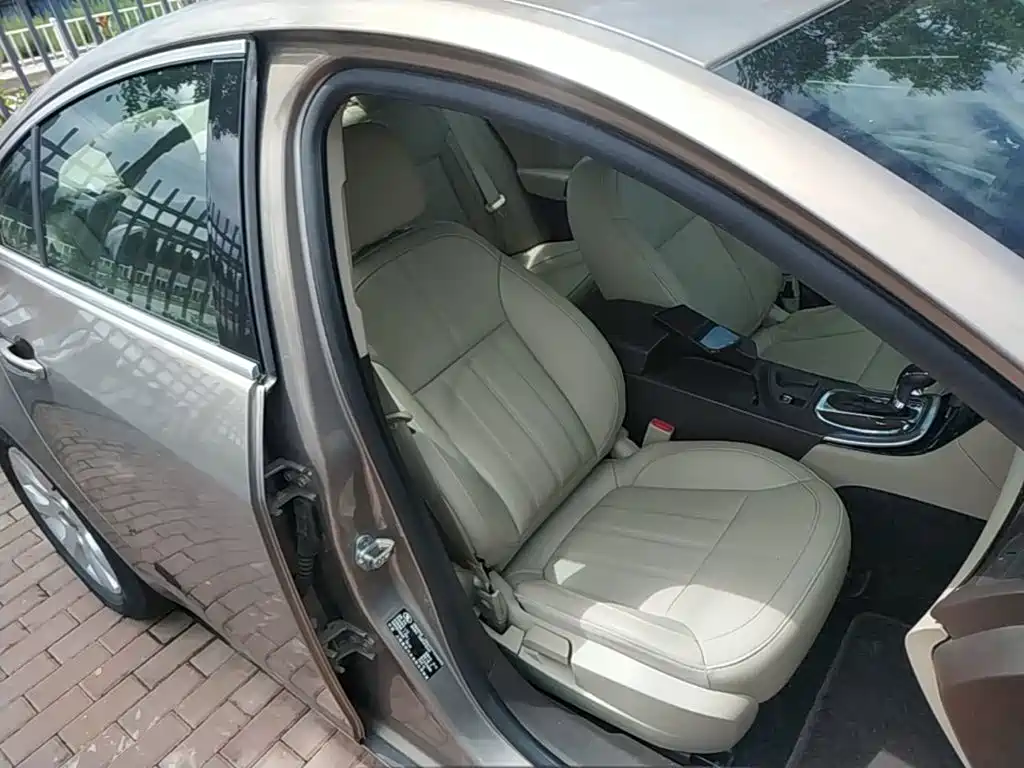 Buick Regal 2015 — фото 25