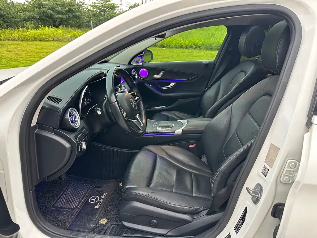Mercedes-Benz C-Class 2019