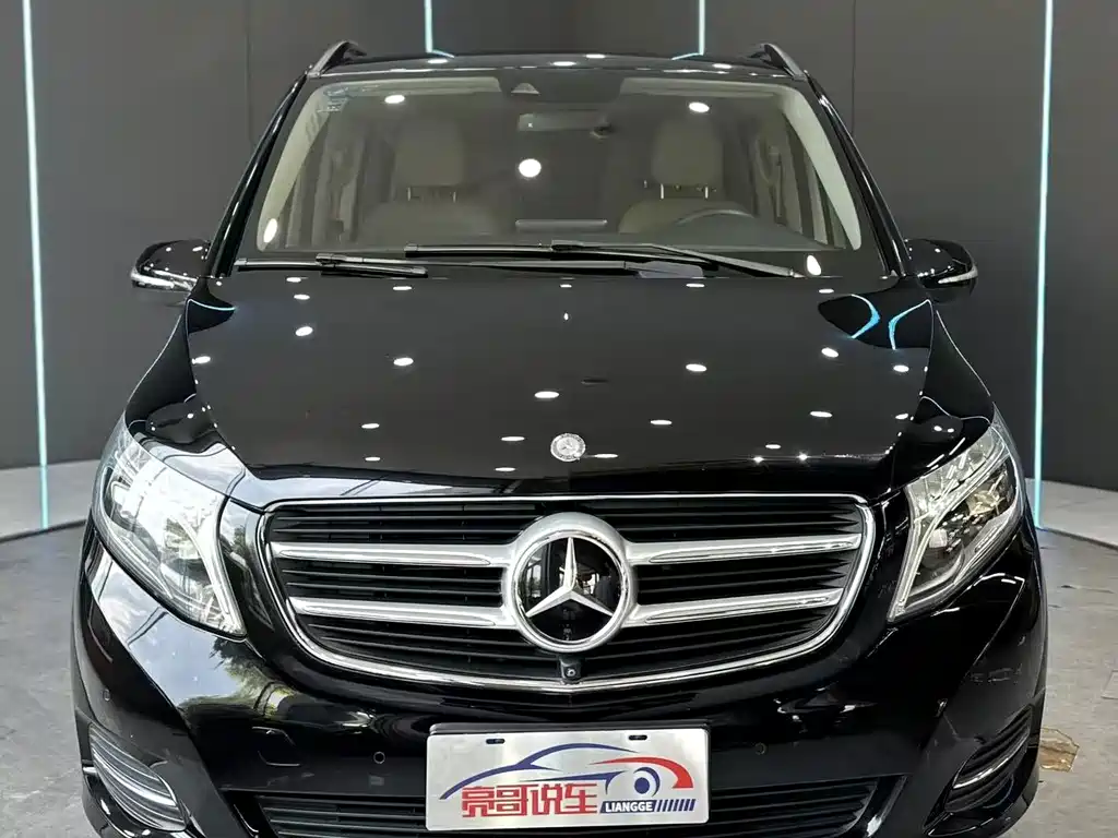 Mercedes-Benz V-Class 2017 — фото 2