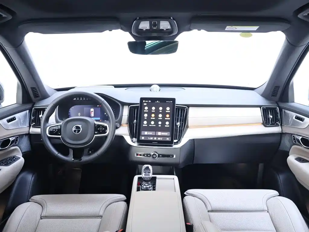Volvo XC90 2025 — фото 13