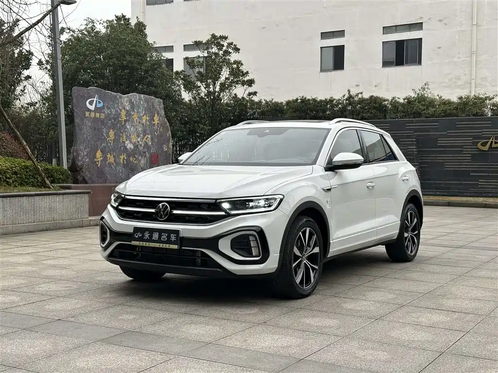 Volkswagen T-Roc 2025 — фото 1