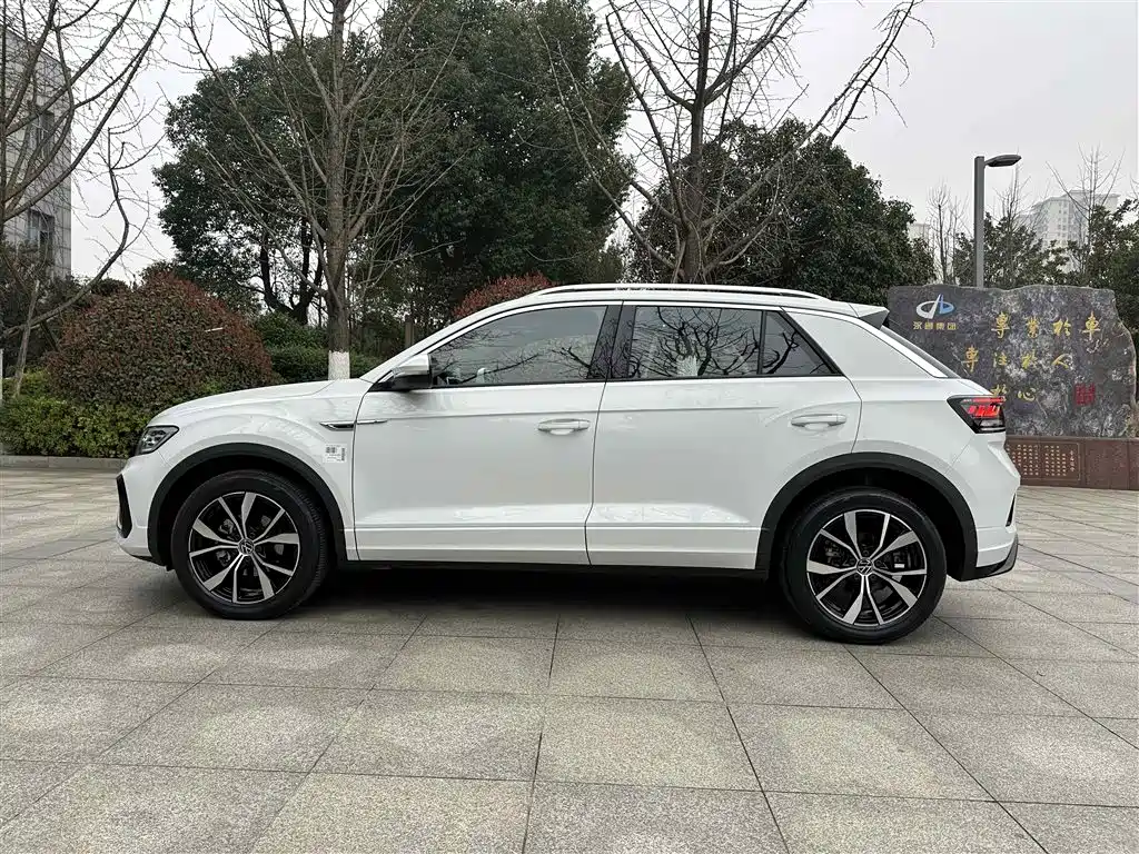 Volkswagen T-Roc 2025 — фото 10