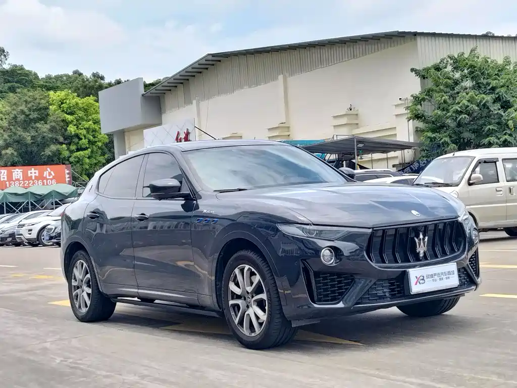 Maserati Levante 2022 — фото 3