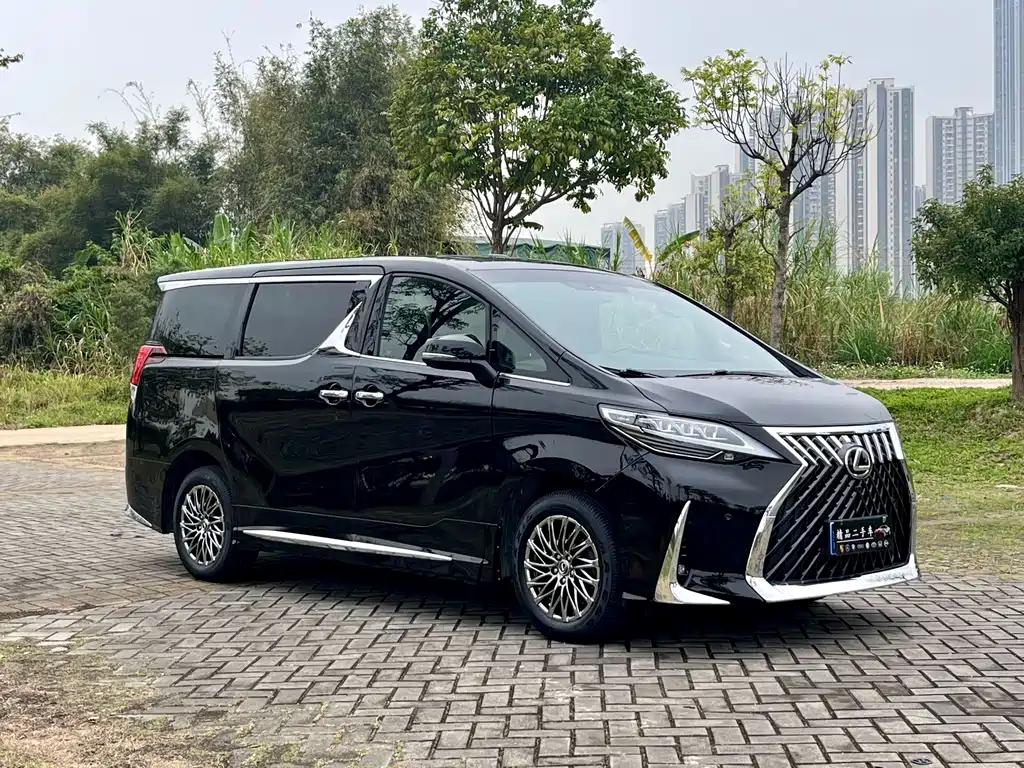 Toyota Alphard 2018 — фото 3