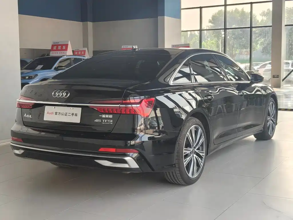 Audi A6L 2023
