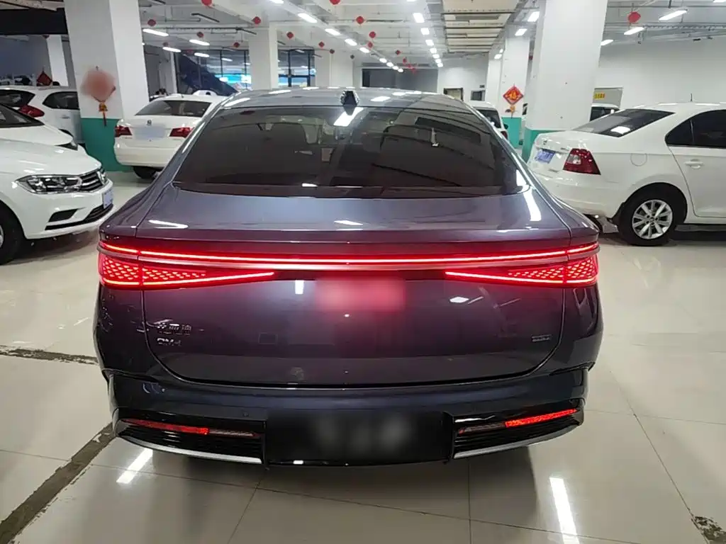 BYD Seal 07 DM-i 2025 — фото 6