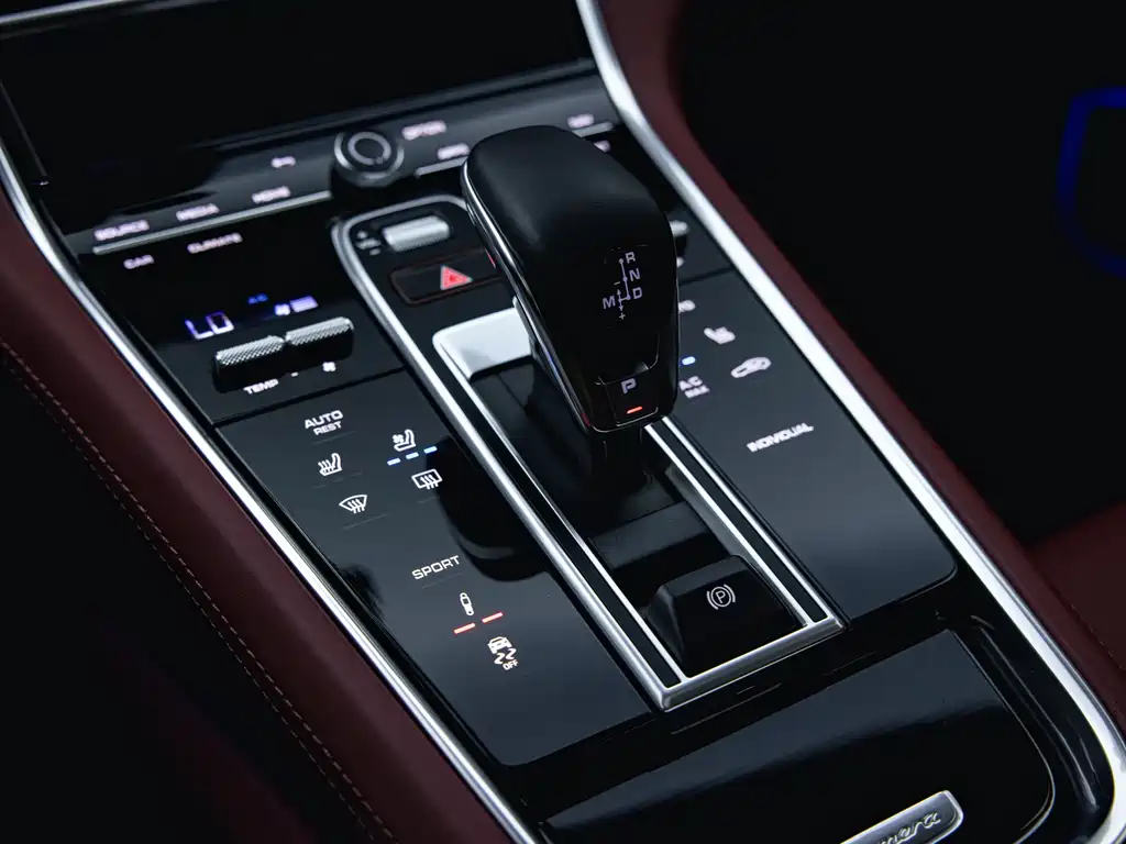 Porsche Panamera 2022 — фото 18
