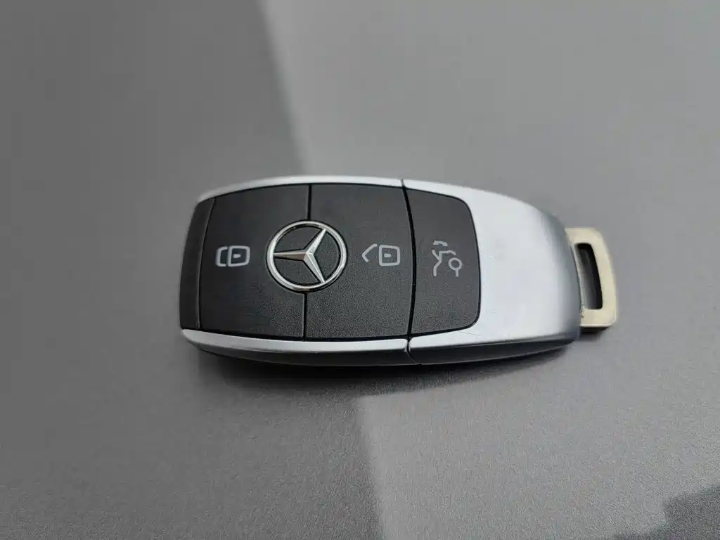 Mercedes-Benz GLB 2021 — фото 19