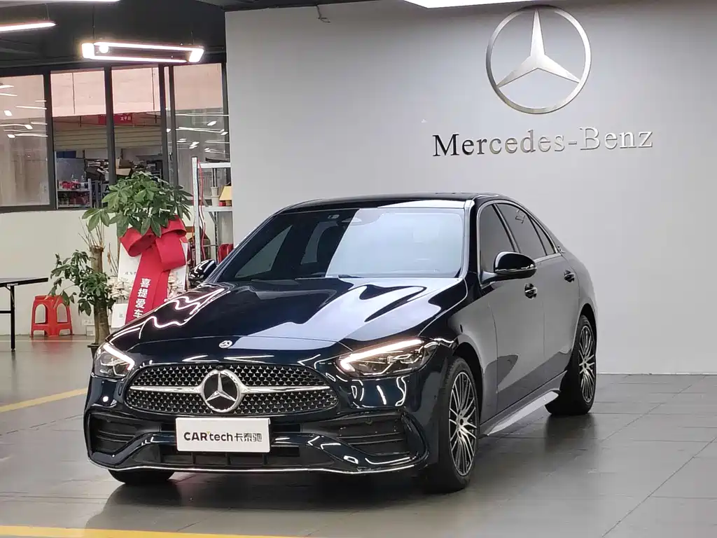 Mercedes-Benz C-Class 2023 — фото 1