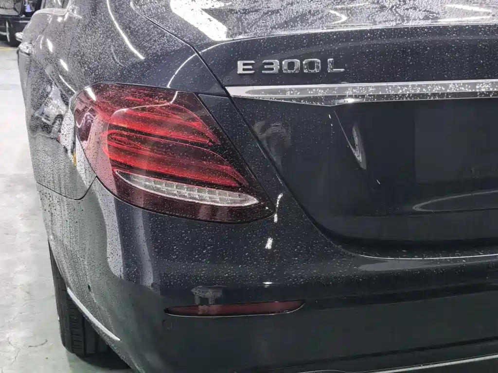 Mercedes-Benz E-Class 2019 — фото 11