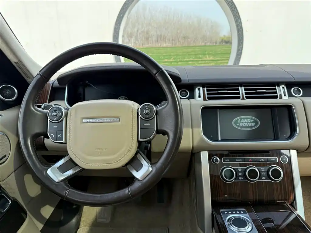 Land Rover Range Rover 2017 — фото 37