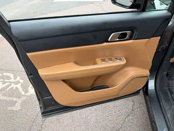 Li Auto ONE 2021