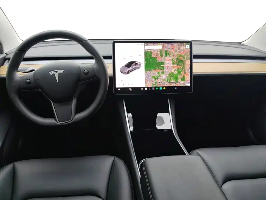 Tesla Model 3 2020 — фото 12