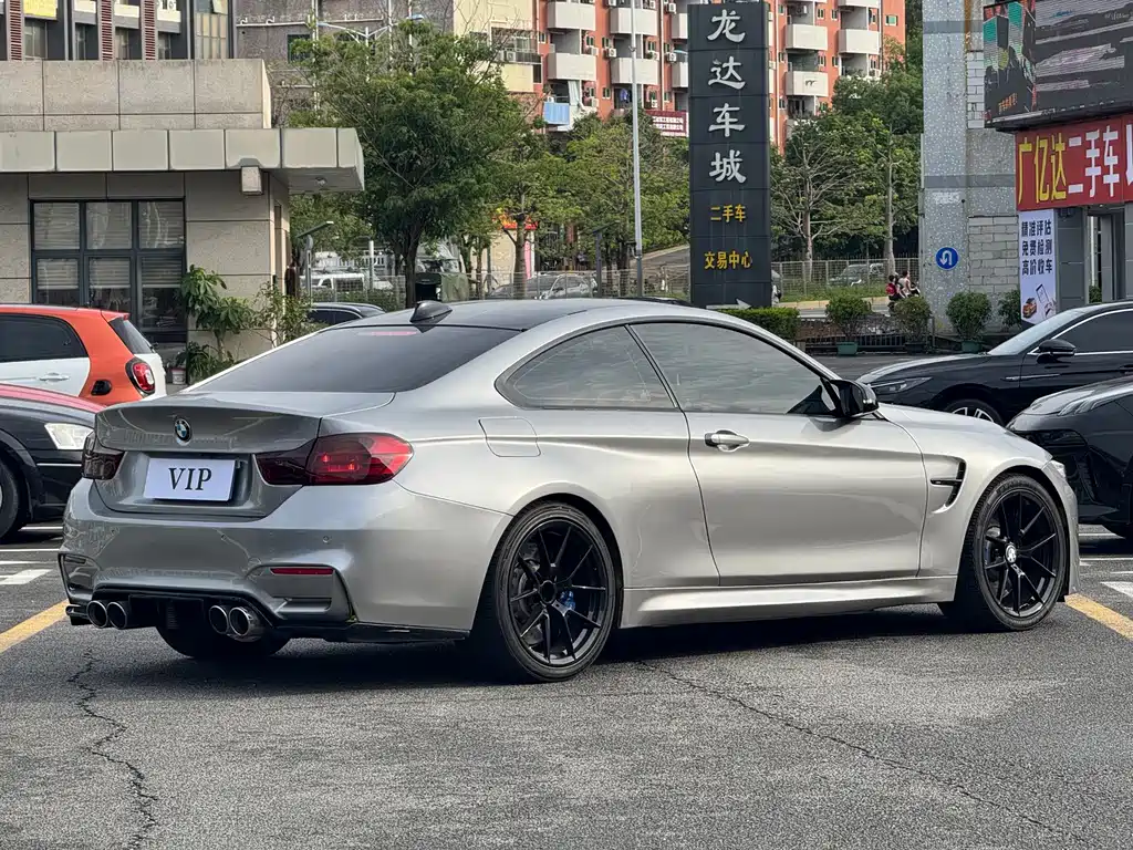 BMW M4 2016 — фото 9