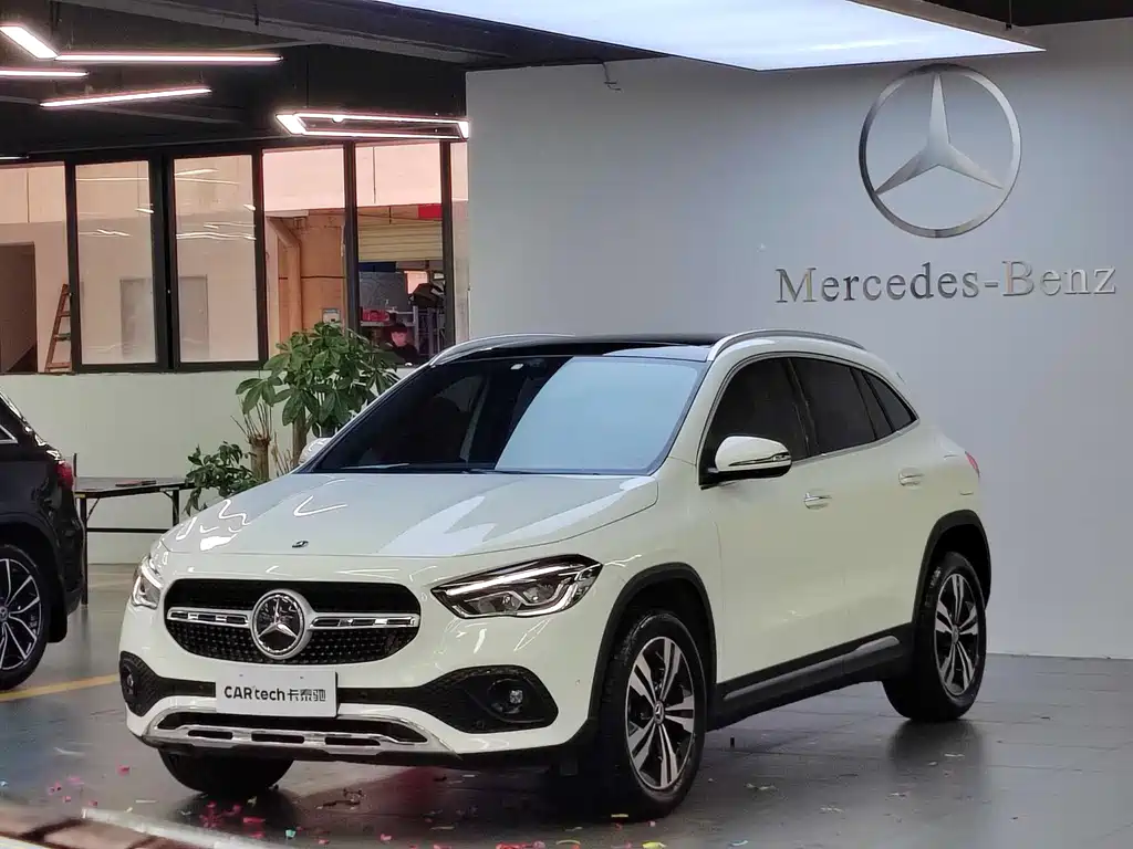 Mercedes-Benz GLA 2021 — фото 1