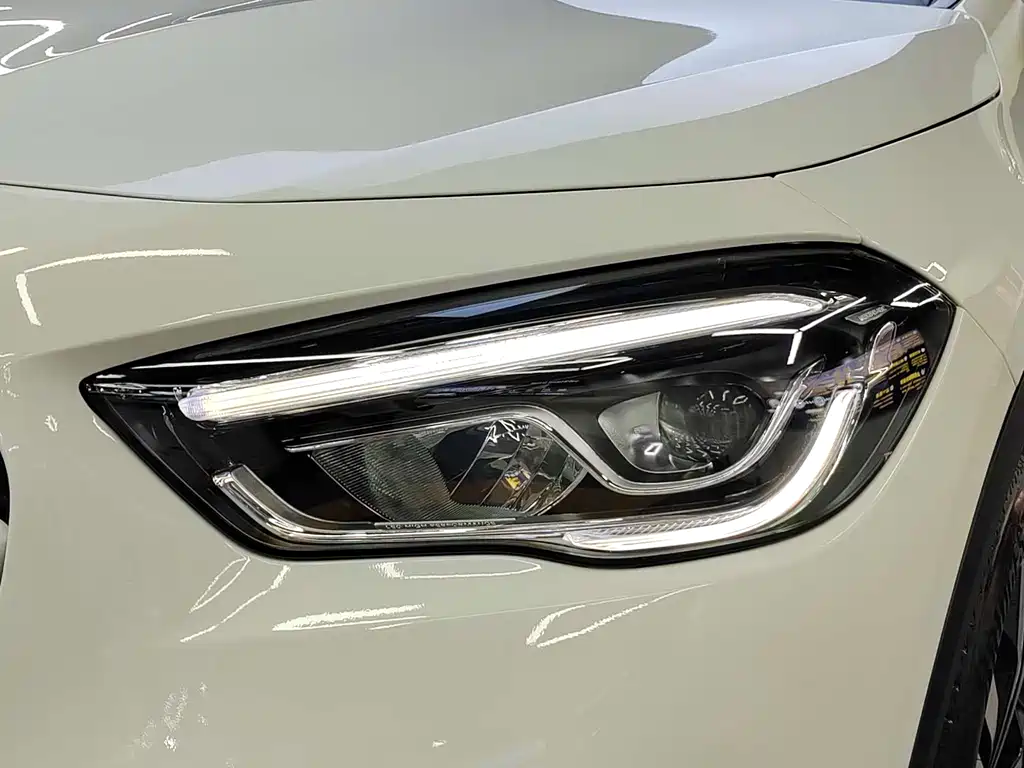 Mercedes-Benz GLA 2021 — фото 18