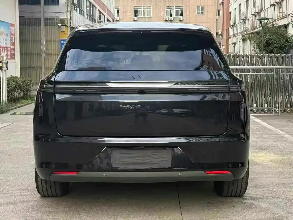 Li Auto Li L7 2025