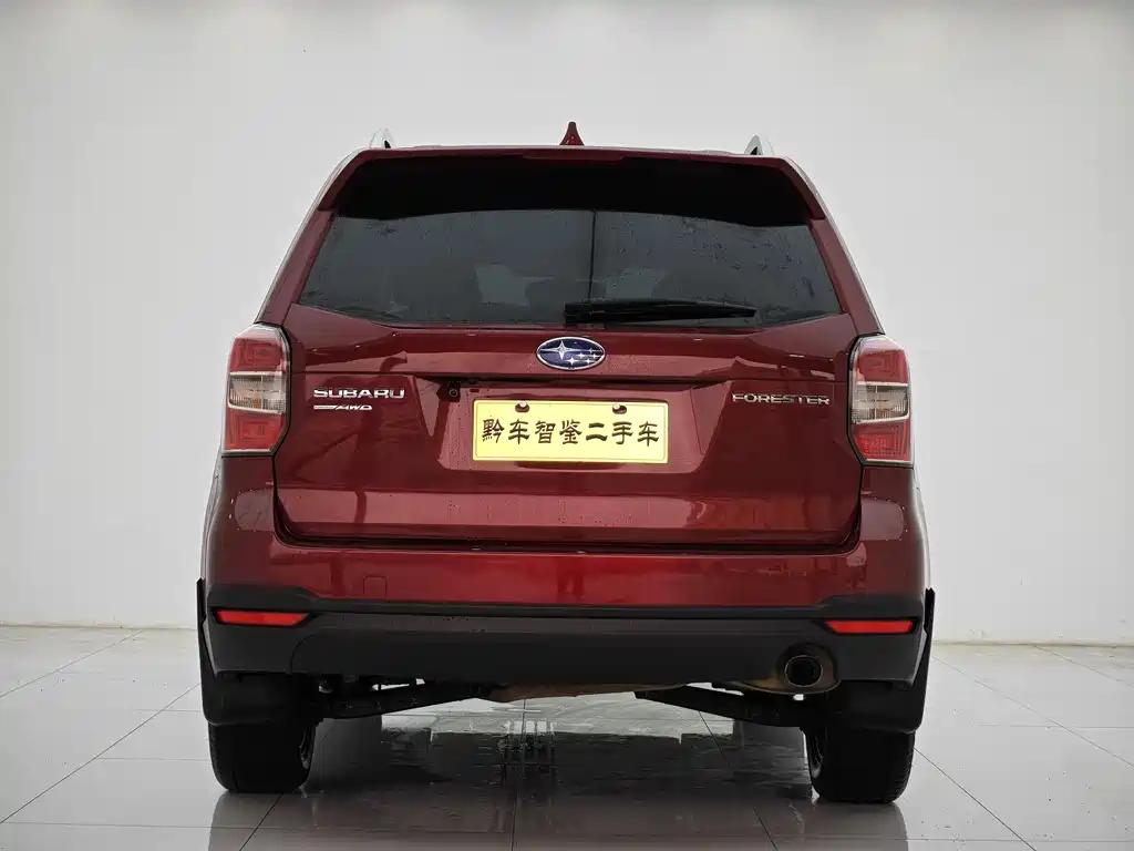 Subaru Forester 2015 — фото 5