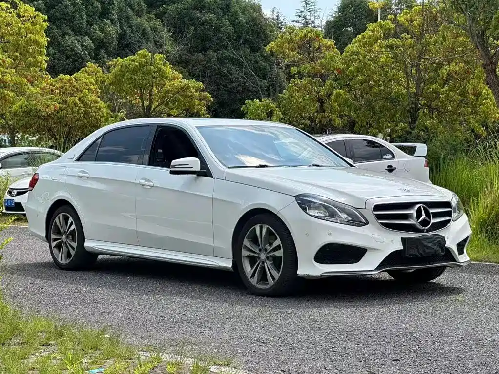 Mercedes-Benz E-Class 2015