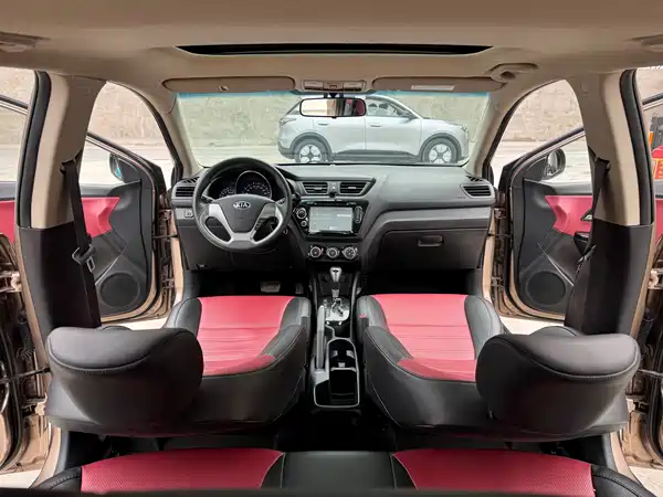 Kia K2 2015
