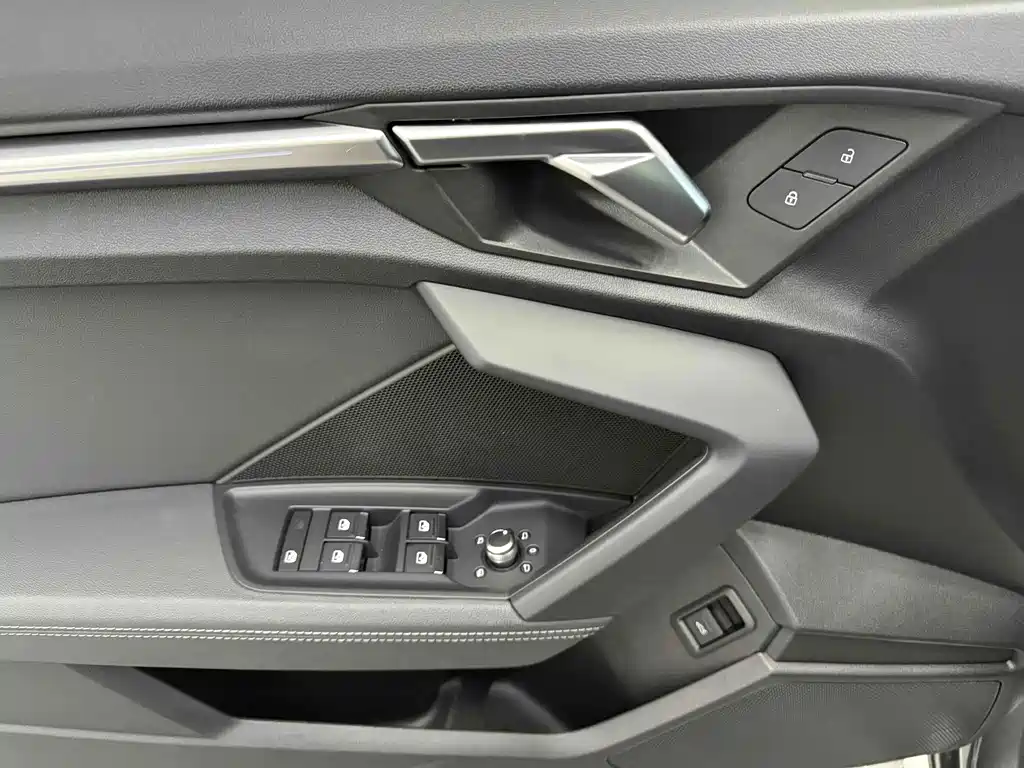 Audi A3 2022 — фото 14