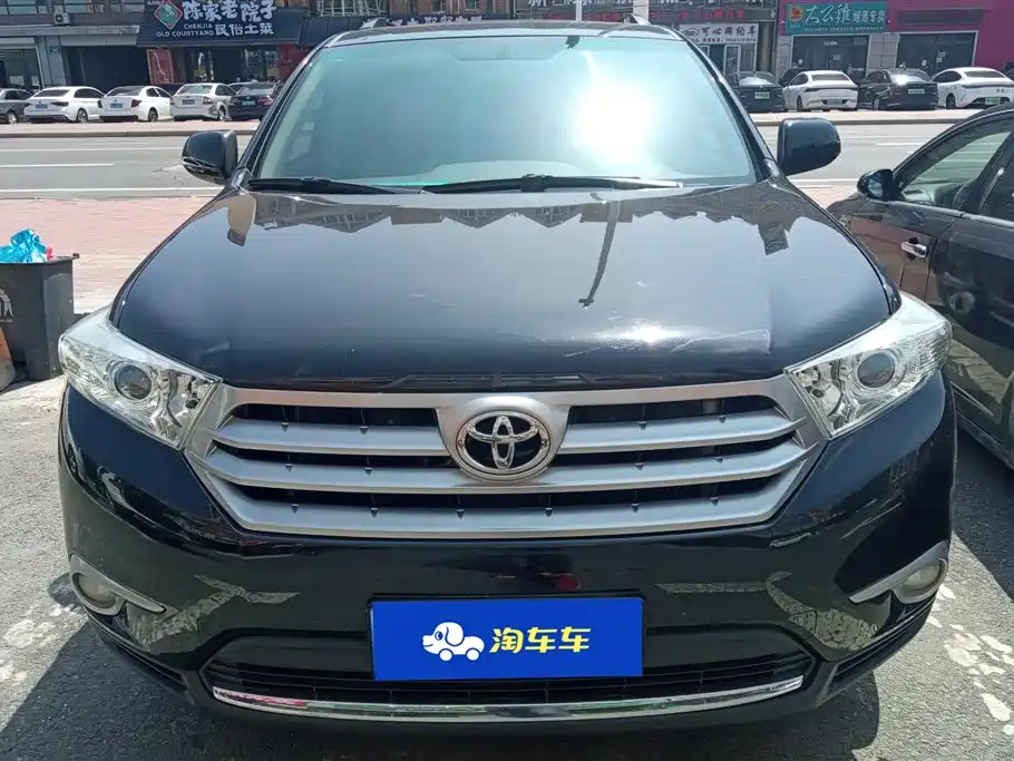 Toyota Highlander 2013 — фото 2