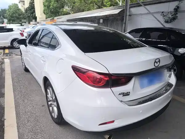 Mazda Atenza 2015