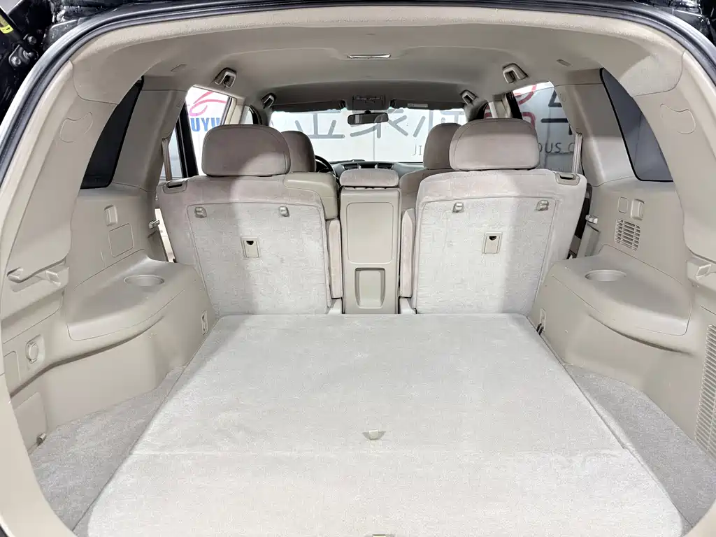 Toyota Highlander 2013 — фото 12