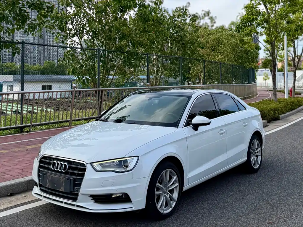 Audi A3 2016 — фото 1