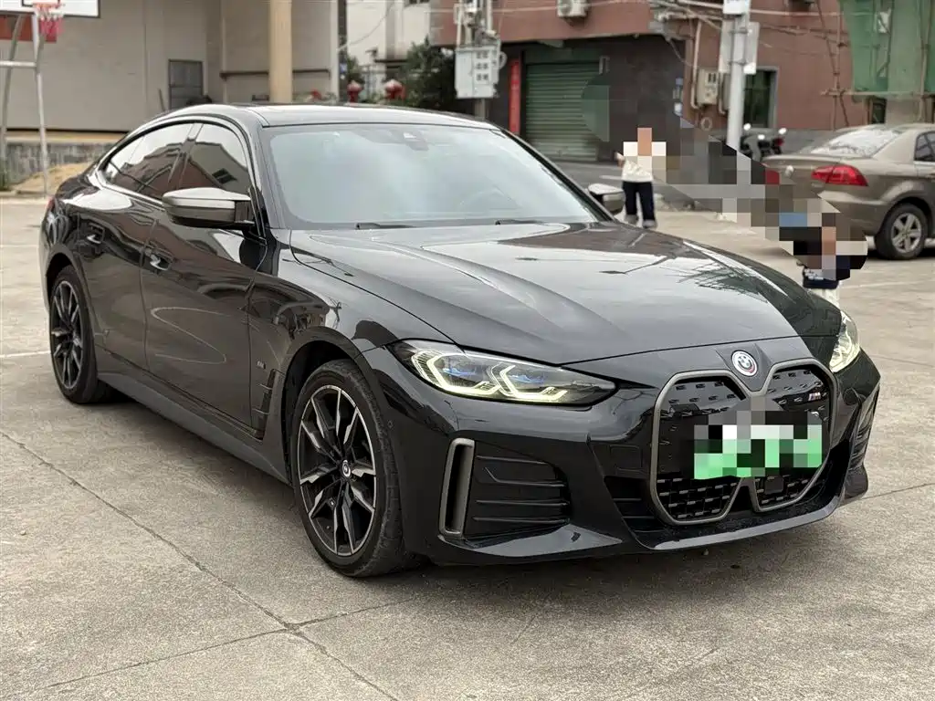 BMW i4 2023 — фото 3