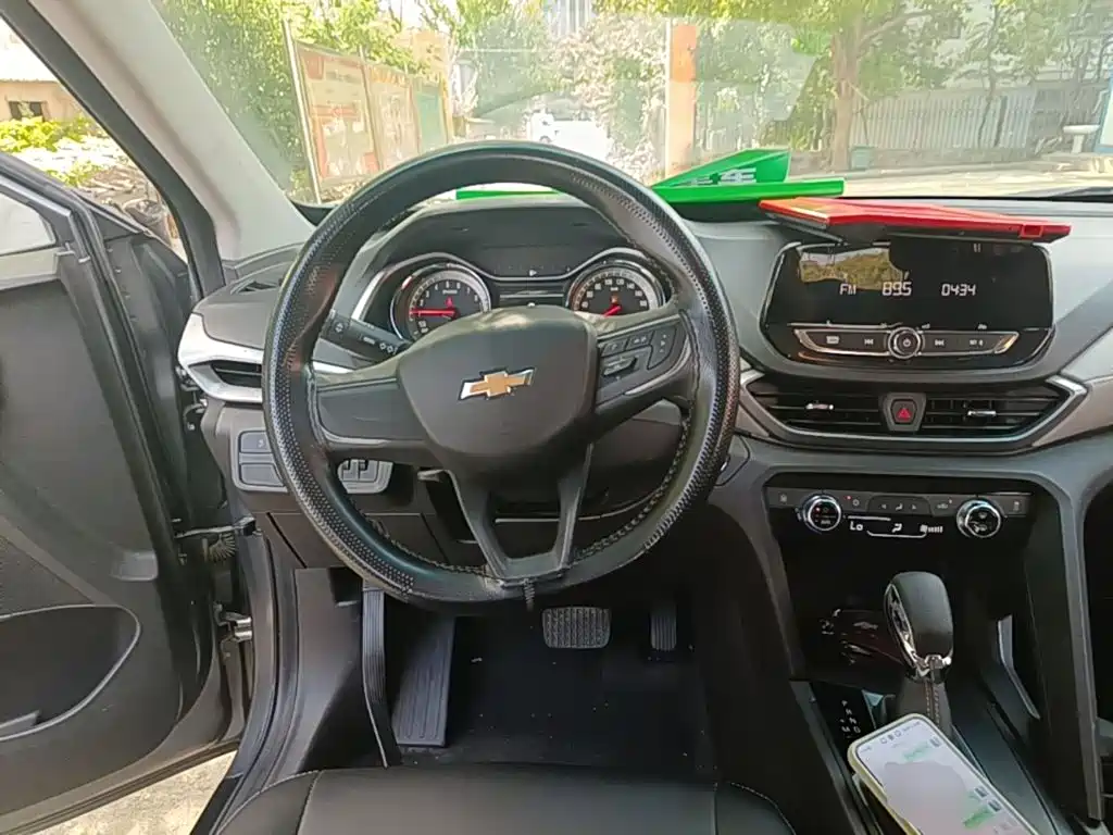 Chevrolet Orlando 2019 — фото 11