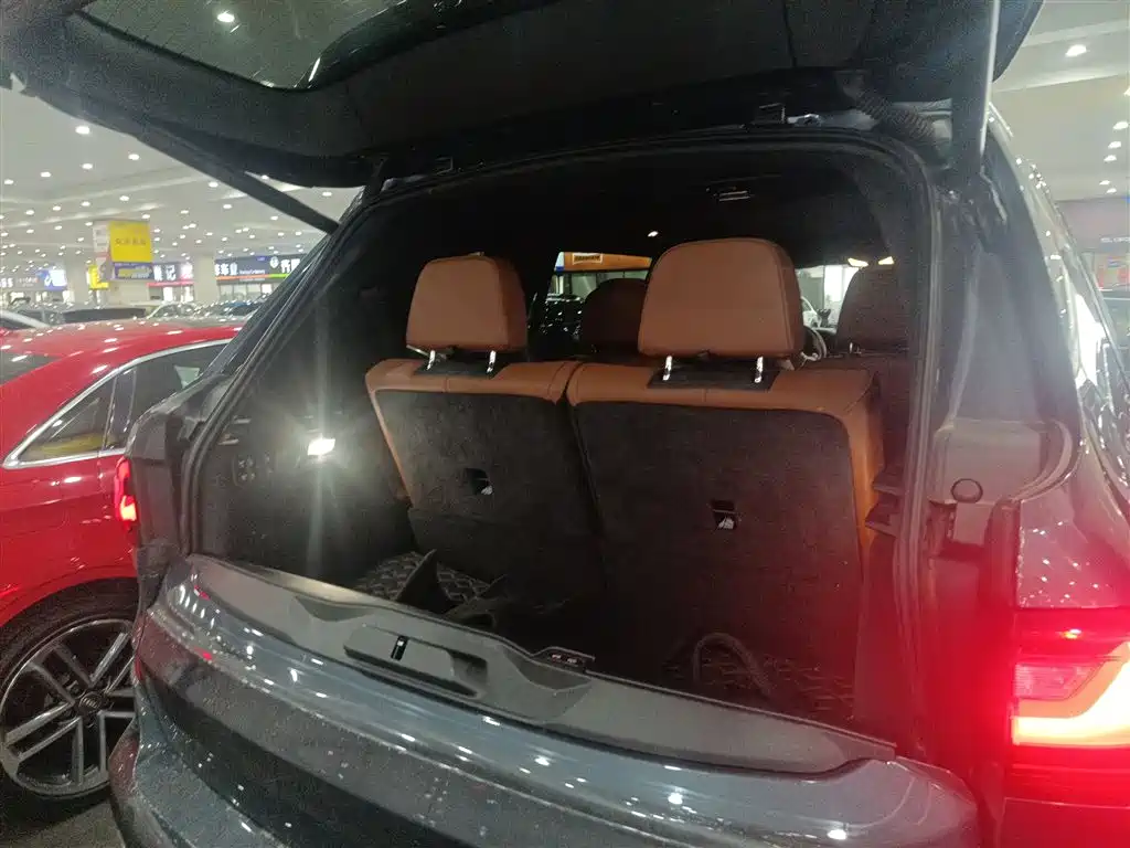 BMW X7 2022 — фото 19