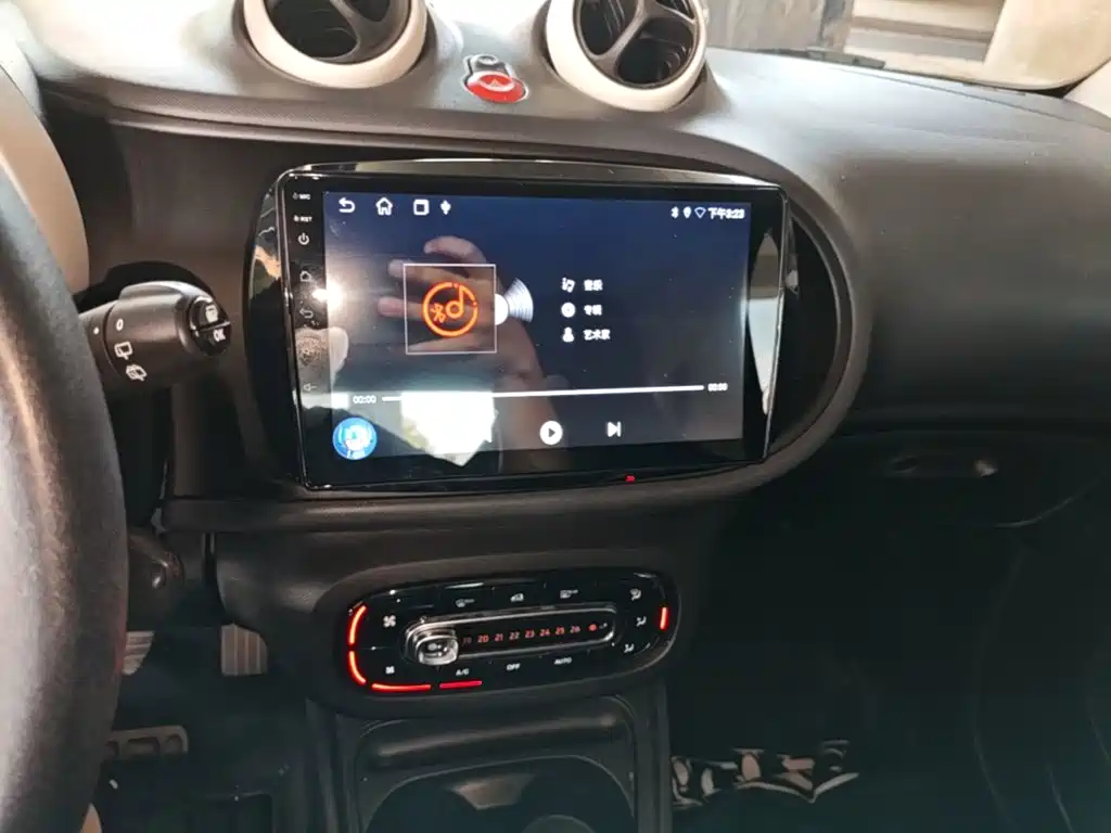 smart fortwo 2018 — фото 13