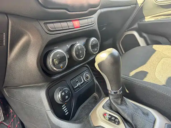 Jeep Freeman 2017