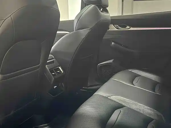Geely Xingrui 2023
