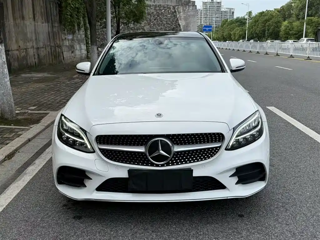 Mercedes-Benz C-Class 2022 — фото 3