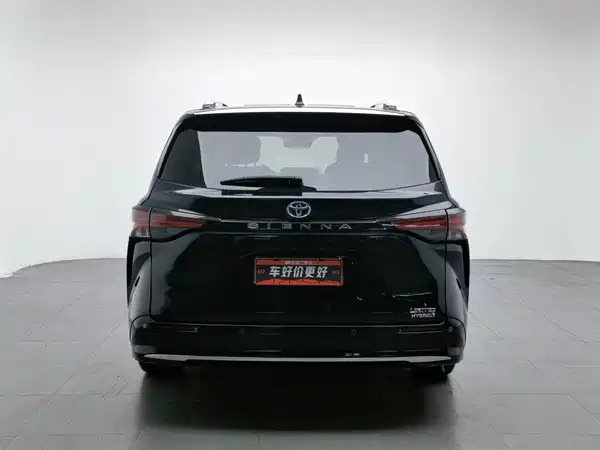 Toyota Sienna 2023