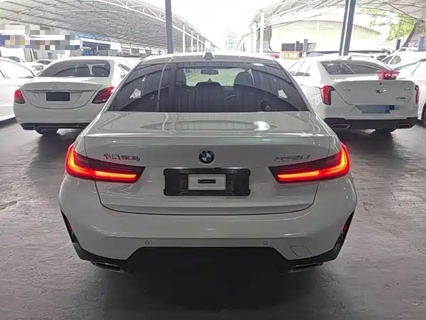 BMW 3 Series 2024