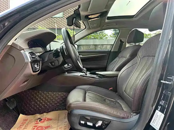 BMW 5 Series 2019
