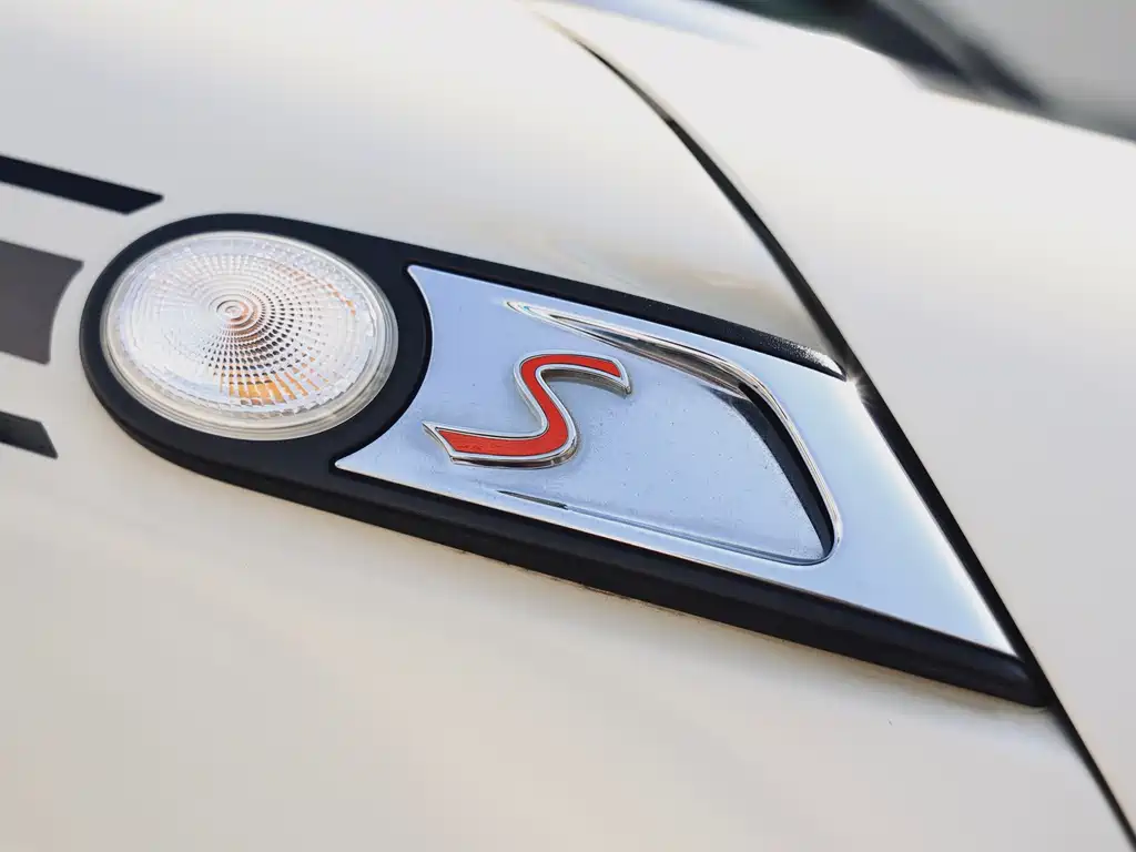 MINI Clubman 2010 — фото 17